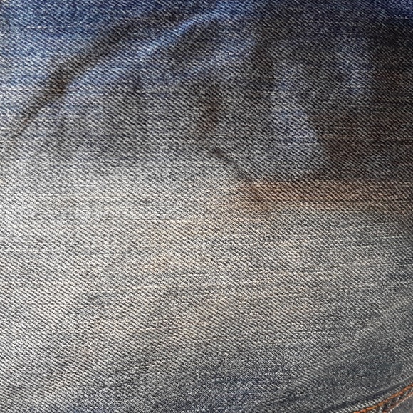 Old Navy jeans, 32 x 30. Straight cut, very good condition. - Picture 4 of 4